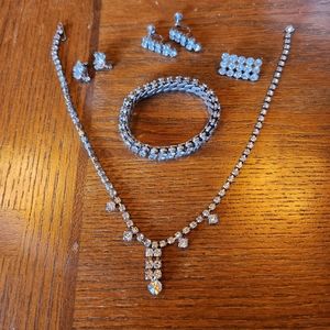 Vintage jewelry set